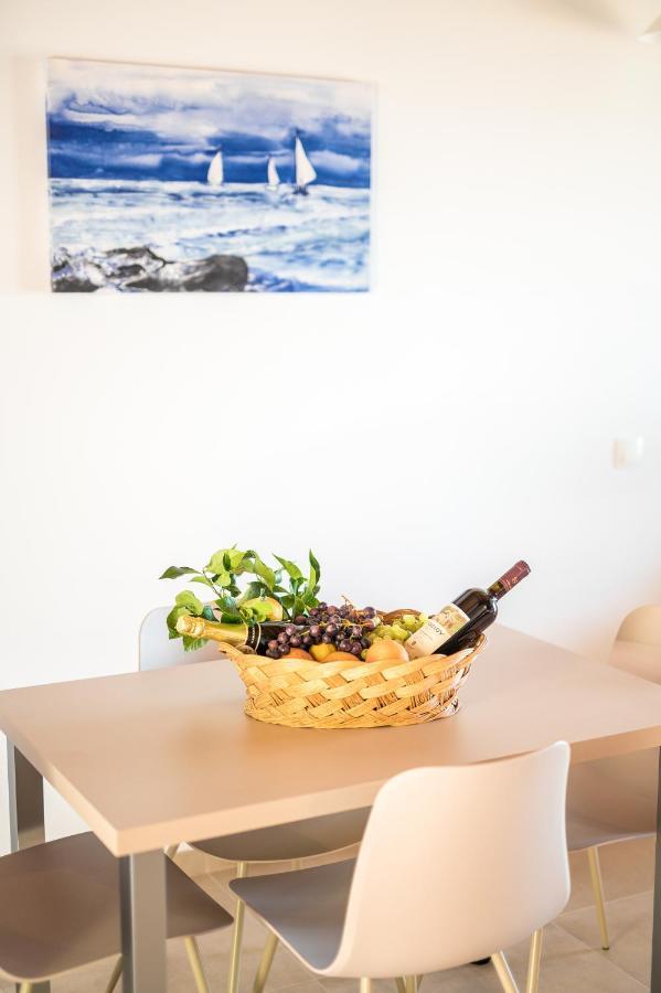 Enastron Apartments シティア エクステリア 写真